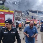 5 injured as massive blaze guts factory in north Karachi industrial area