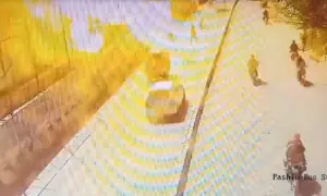 10 dead, 32 injured in bomb blast near Quetta’s FC headquarters: officials