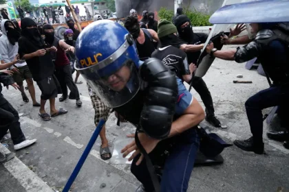 More than 200 arrested after anticorruption protests in Philippines
