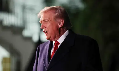 Trump rages at report about his ‘frailty’