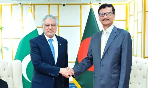 Bangladesh open to joining bloc with Pakistan, sans India