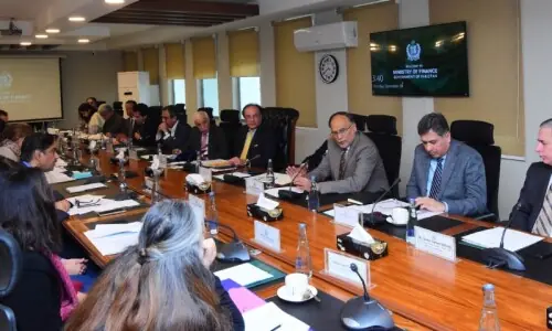 ECC okays Rs200bn equity injection for Discos amid cash-flow stress