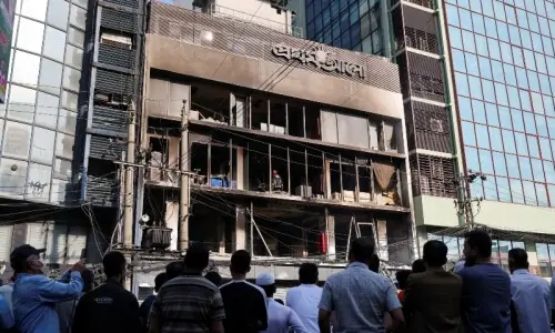 Bangladesh rocked by unrest after death of student leader