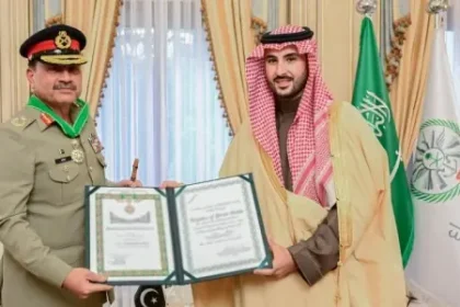 CDF Field Marshal Munir awarded King Abdulaziz medal for his efforts to ‘advance Pak-Saudi ties’