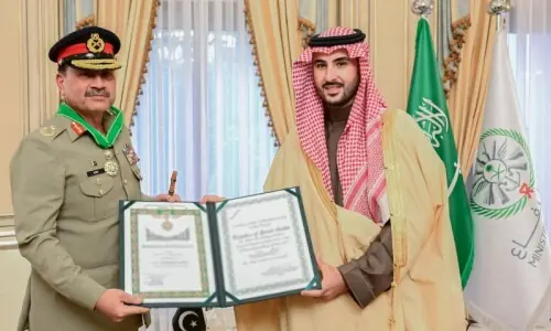 CDF Field Marshal Munir awarded King Abdulaziz medal for his efforts to ‘advance Pak-Saudi ties’