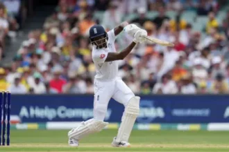 Injured Archer included in England T20 World Cup squad but no place for Smith