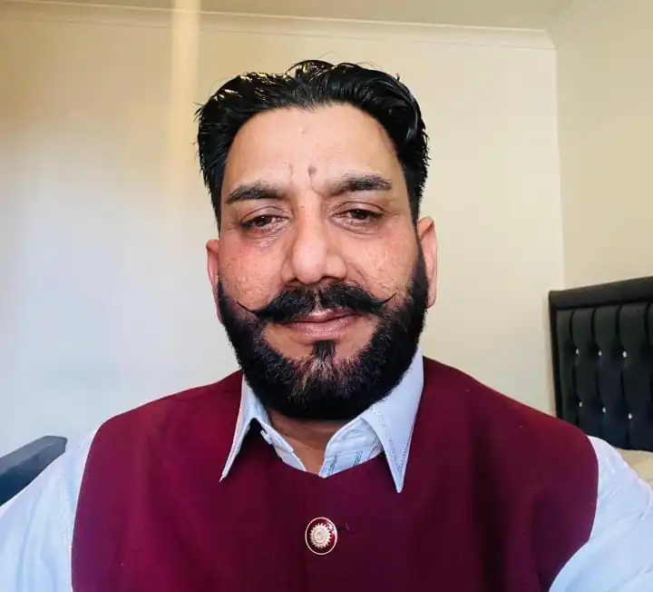 Chaudhry Mazhar Hussain, describes Minister for Local Government and Rural Development, Chaudhry Aamir Yasin, as a hero of development