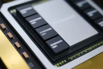 Samsung Electronics says customers praised competitiveness of HBM4 chip