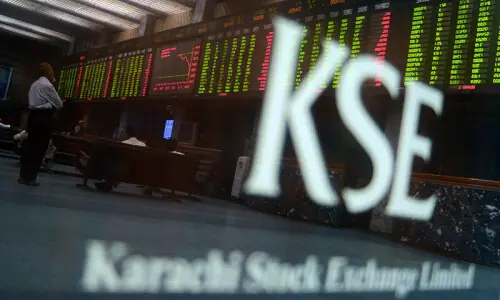PSX soars past 182,000-barrier despite economic woes